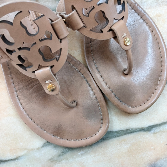 💔SOLD💔 Tory Burch Miller sandal light brown - Picture 7 of 13